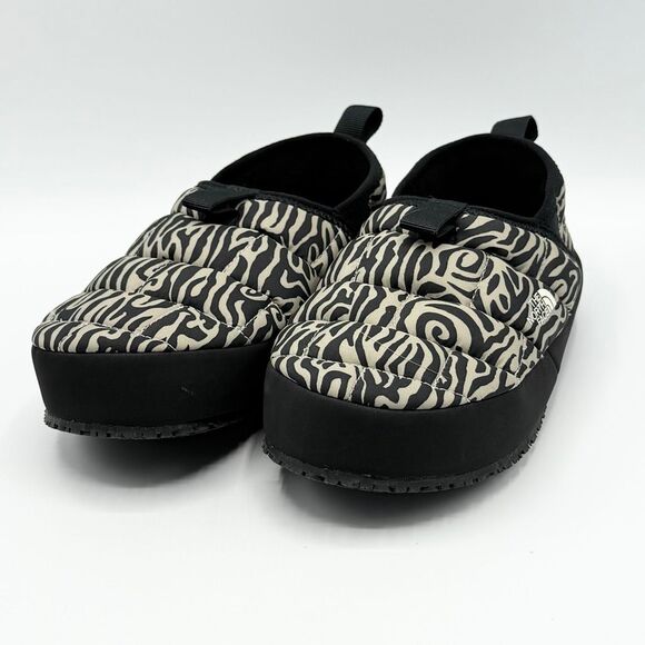 The North Face ThermoBall Traction Booties in Clay Grey TNF Tiger Stripe Print/T - Picture 2 of 9